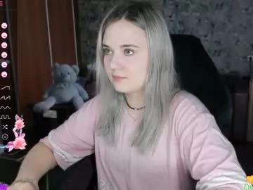 rozzalinaevans from Chaturbate