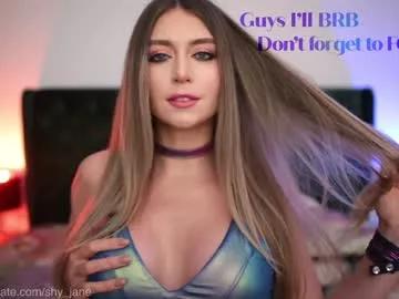 Get enchanted by the vitality and moves of our squirting, brunette and solo webcams. With their steamy costumes and masturbating shows, our gay-couples and nonude cam models are a sight to behold.
