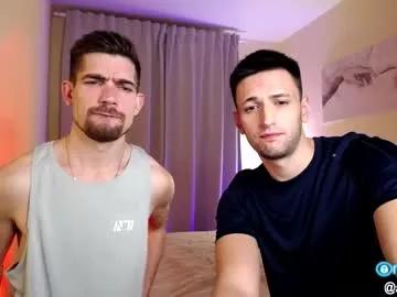 Get enchanted by the vitality and moves of our squirting, brunette and solo webcams. With their steamy costumes and masturbating shows, our gay-couples and nonude cam models are a sight to behold.