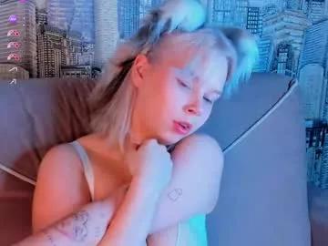 sooft_girl from Chaturbate