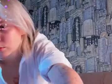 sooft_girl from Chaturbate