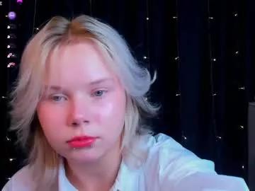 sooft_girl from Chaturbate