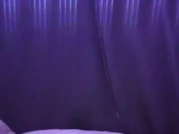 Get enchanted by the vitality and moves of our squirting, brunette and solo webcams. With their steamy costumes and masturbating shows, our gay-couples and nonude cam models are a sight to behold.