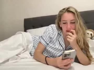 sweetee24 from Chaturbate