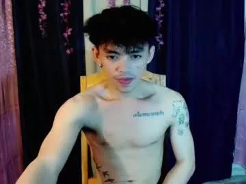 urhunky_boy from Chaturbate