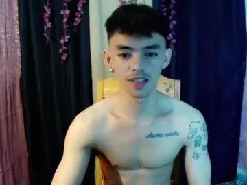 urhunky_boy from Chaturbate