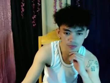 urhunky_boy from Chaturbate