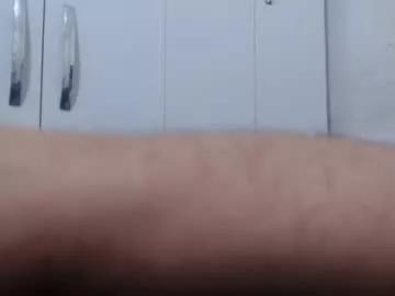 wellingtont from Chaturbate