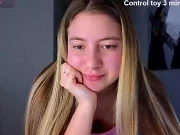 yasyaaa from Chaturbate