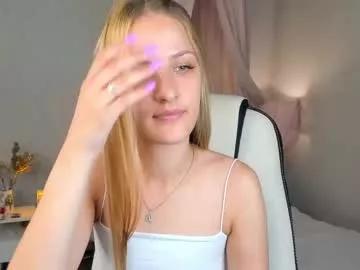Photos of yummu_mee from Chaturbate is Group