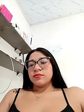 Photos of -VICKKY from StripChat is Freechat