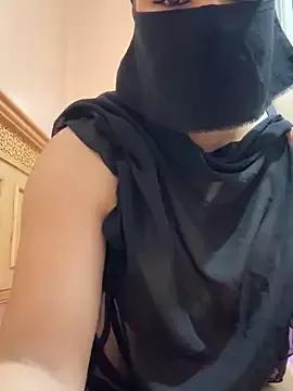Get enchanted by the vitality and moves of our squirting, brunette and solo webcams. With their steamy costumes and masturbating shows, our gay-couples and nonude cam models are a sight to behold.