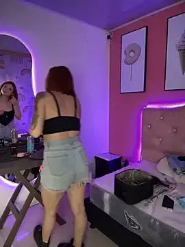 Photos of Alysson_LS from StripChat is Freechat