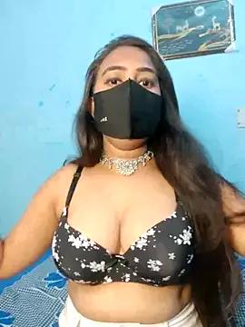 Photos of Arabic-couple from StripChat is Freechat