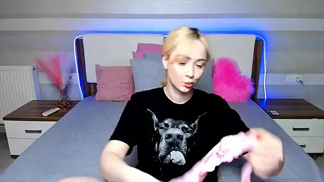 AriaSugar from StripChat