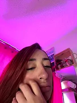 Photos of ariiel_ from StripChat is Freechat