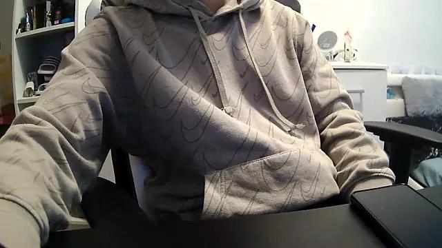 asianteen from StripChat