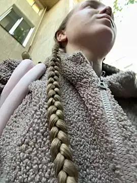 Photos of bambi_lu from StripChat is Freechat