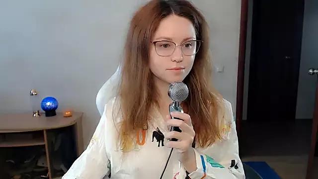 BettyGinger from StripChat