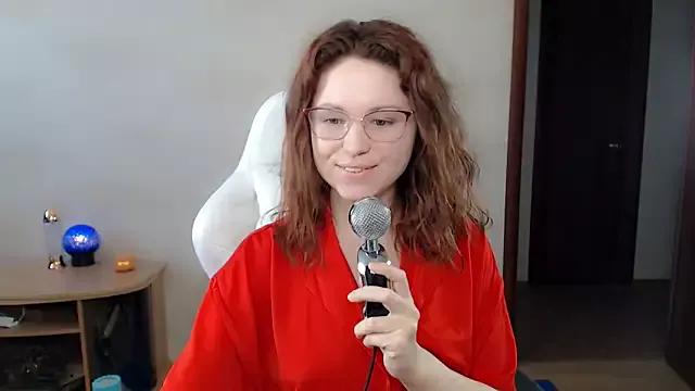 BettyGinger from StripChat
