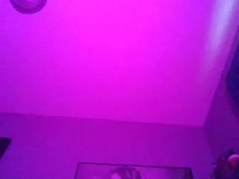 bigggtoxik from StripChat