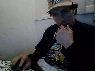 bigggtoxik from StripChat