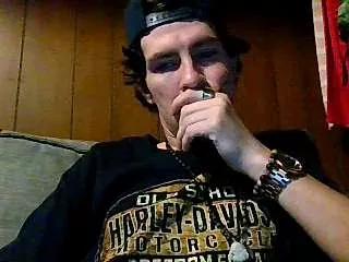 bigggtoxik from StripChat