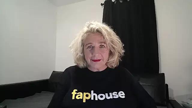 Photos of CamillaCreampie from StripChat is Group