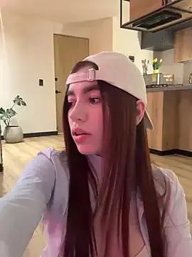 Photos of carolynnetrujillo from StripChat is Freechat