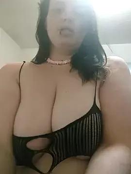 cattlegurl from StripChat