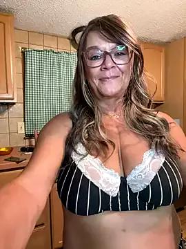 Photos of cowgirlc from StripChat is Freechat