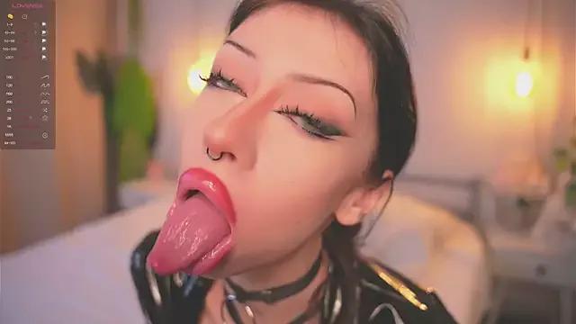 Photos of Devilsss_toy from StripChat is Freechat