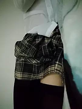 dmmsuzu95 from StripChat