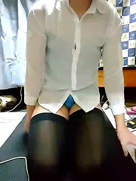 dmmsuzu95 from StripChat