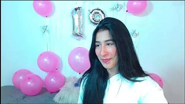 emmilyrosse1 from StripChat