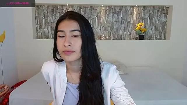 emmilyrosse1 from StripChat