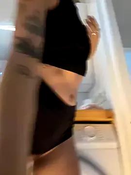 Photos of enjoy_my_beauty from StripChat is Freechat