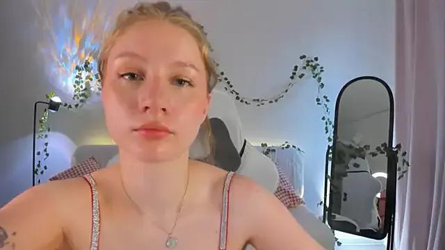 Experience the ultimate piercing sex cams with our piercing page. From upskirtpics to RedditsBestTits, we've got it all. Enter and look around our huge collection of popular piercing and categories today!
