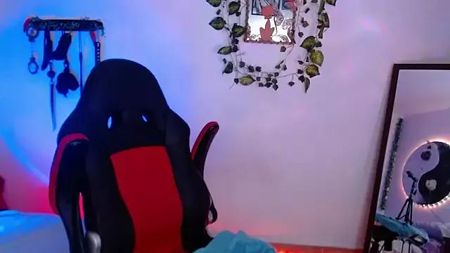 Eve_Blue77 from StripChat