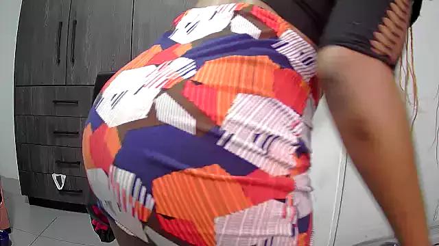 GingerGlow from StripChat