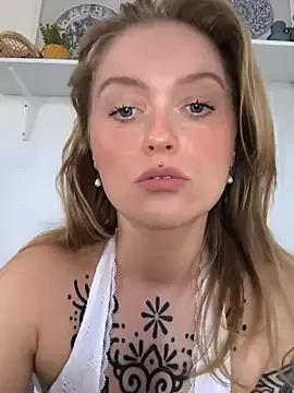 Photos of Goldloeckchen159 from StripChat is Private