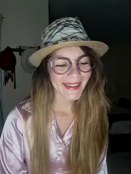 Hanny_24 from StripChat