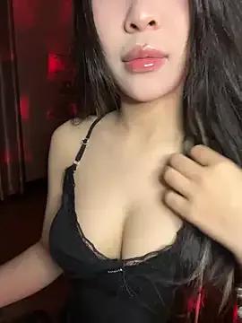 Henna192 from StripChat