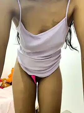 Photos of Jecy_bee from StripChat is Freechat