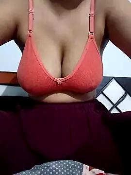 jenny4you from StripChat