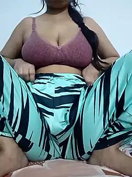 jenny4you from StripChat