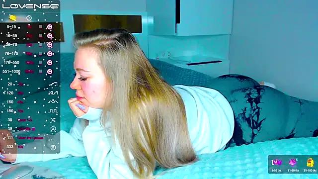 kitti_kaattt from StripChat