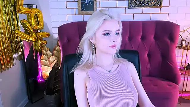 Photos of LeonaStane from StripChat is Freechat