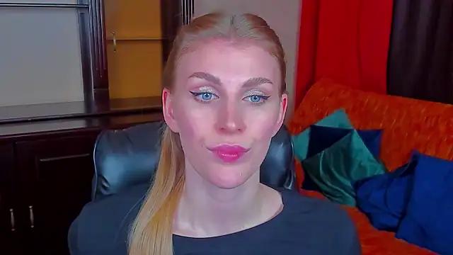 LilaBright from StripChat