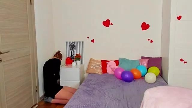 LilaBright from StripChat